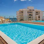 Magnificent 2bdr With Ac - 2min From - By Lovelystay Διαμέρισμα *