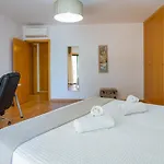 Διαμέρισμα Magnificent 2bdr With Ac - 2min From - By Lovelystay *