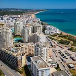 Magnificent 2bdr With Ac - 2min From - By Lovelystay Apartment Armação de Pêra