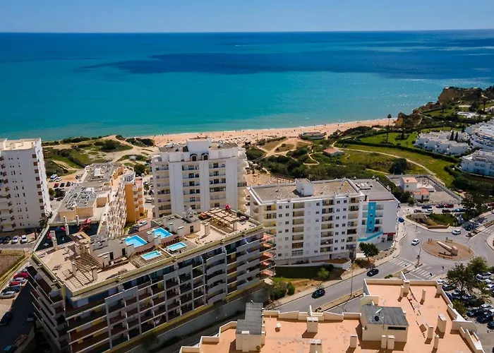 Διαμέρισμα Magnificent 2bdr W/ Ac & Pool - 2min From - By Lovelystay