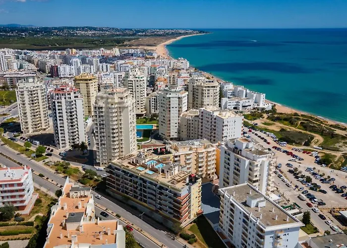 Διαμέρισμα Magnificent 2bdr W/ Ac & Pool - 2min From - By Lovelystay *