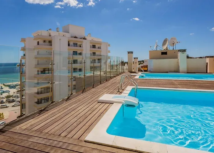 Διαμέρισμα Magnificent 2bdr W/ Ac & Pool - 2min From - By Lovelystay *