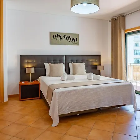 Apartment Magnificent 2bdr W/ Ac & Pool - 2min From - By Lovelystay *