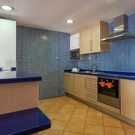 Apartment Magnificent 2bdr W/ Ac & Pool - 2min From - By Lovelystay *